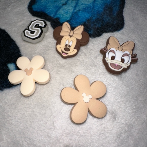 Croc charms - Picture 2 of 4